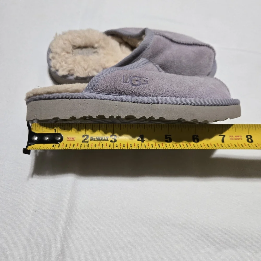 UGG Kid's Keegan Slippers sz 11